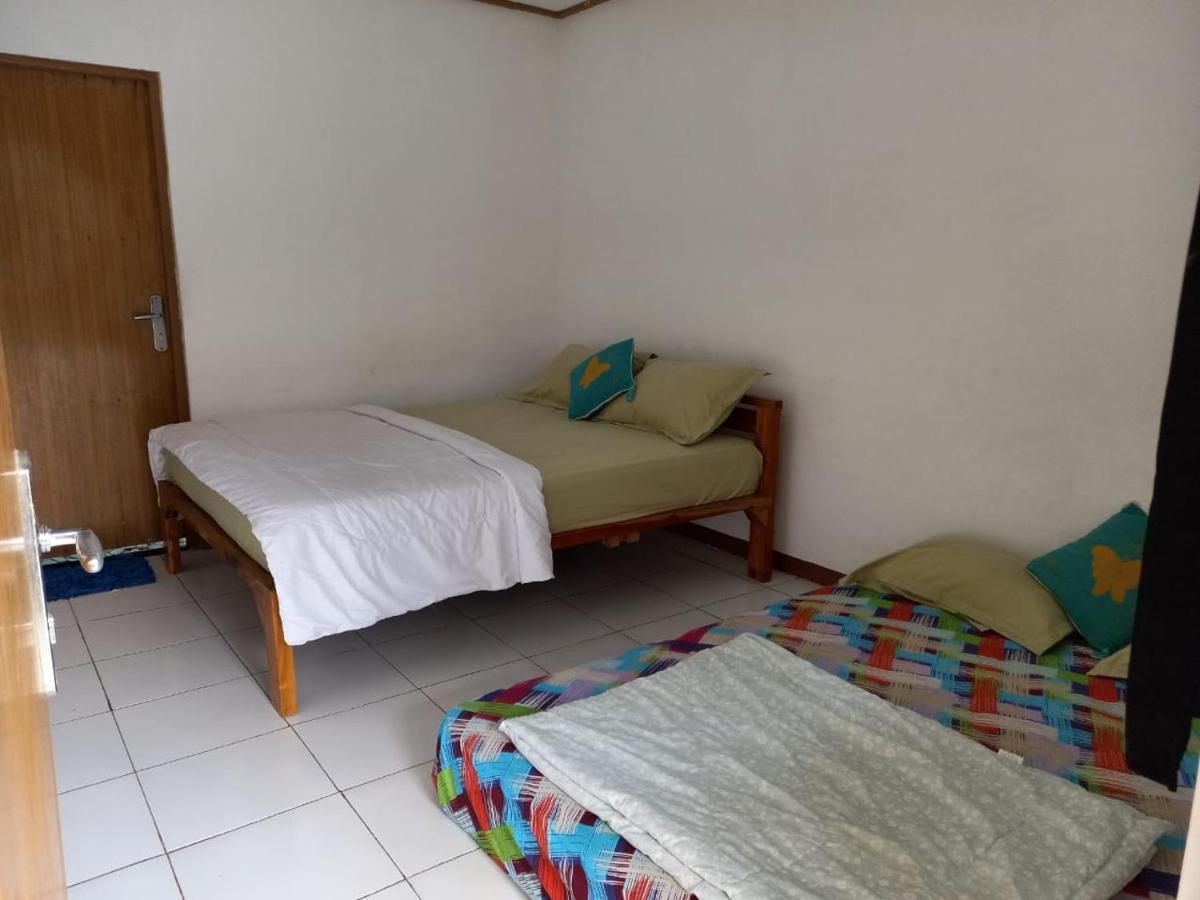 Rago'S Homestay Kelimutu Kültér fotó
