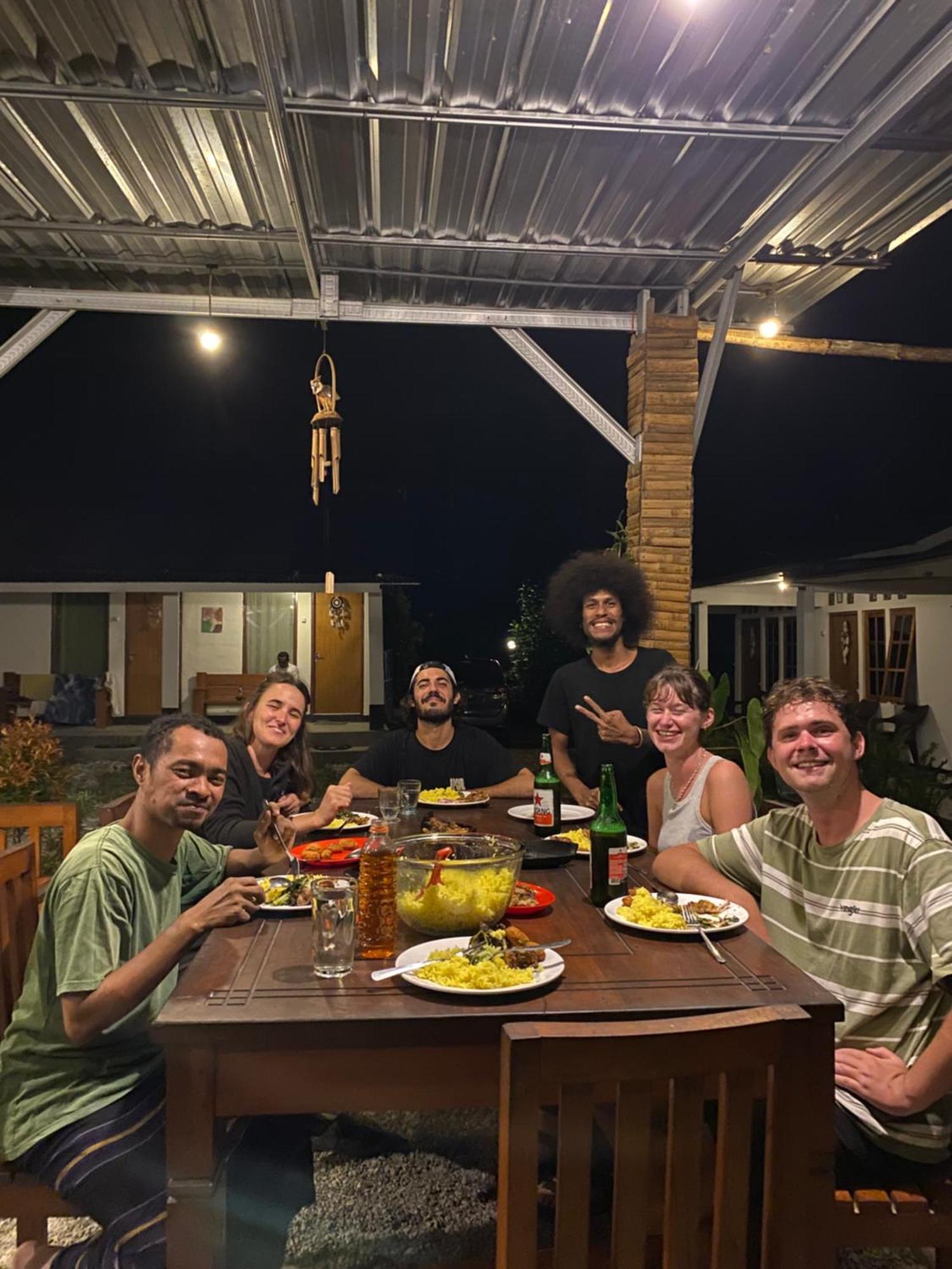 Rago'S Homestay Kelimutu Kültér fotó