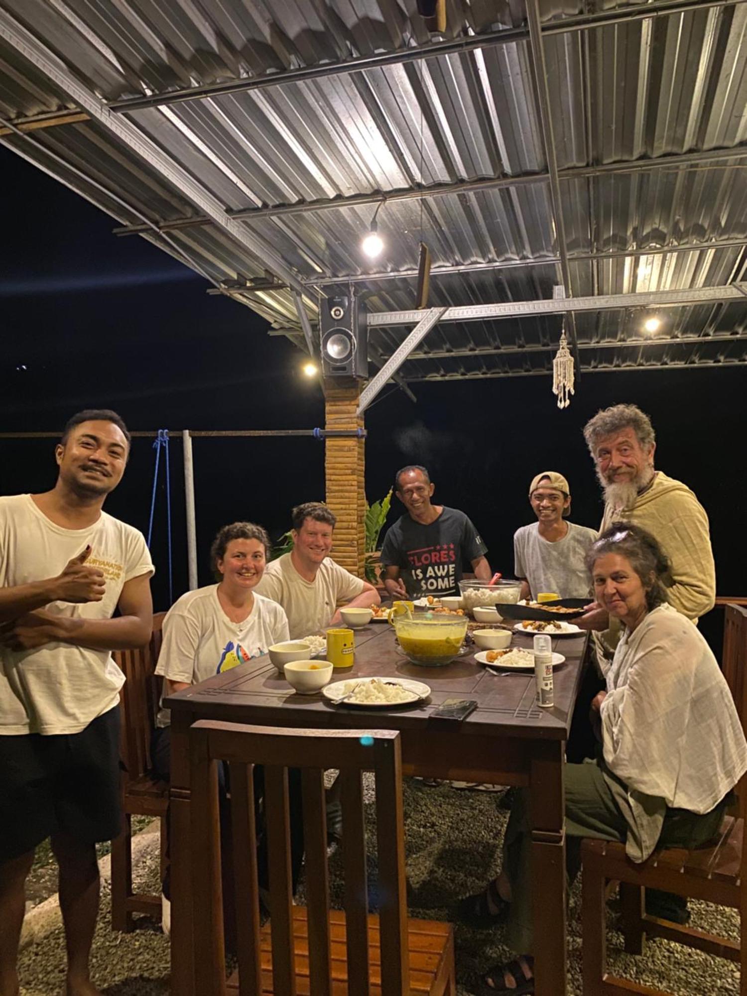 Rago'S Homestay Kelimutu Kültér fotó