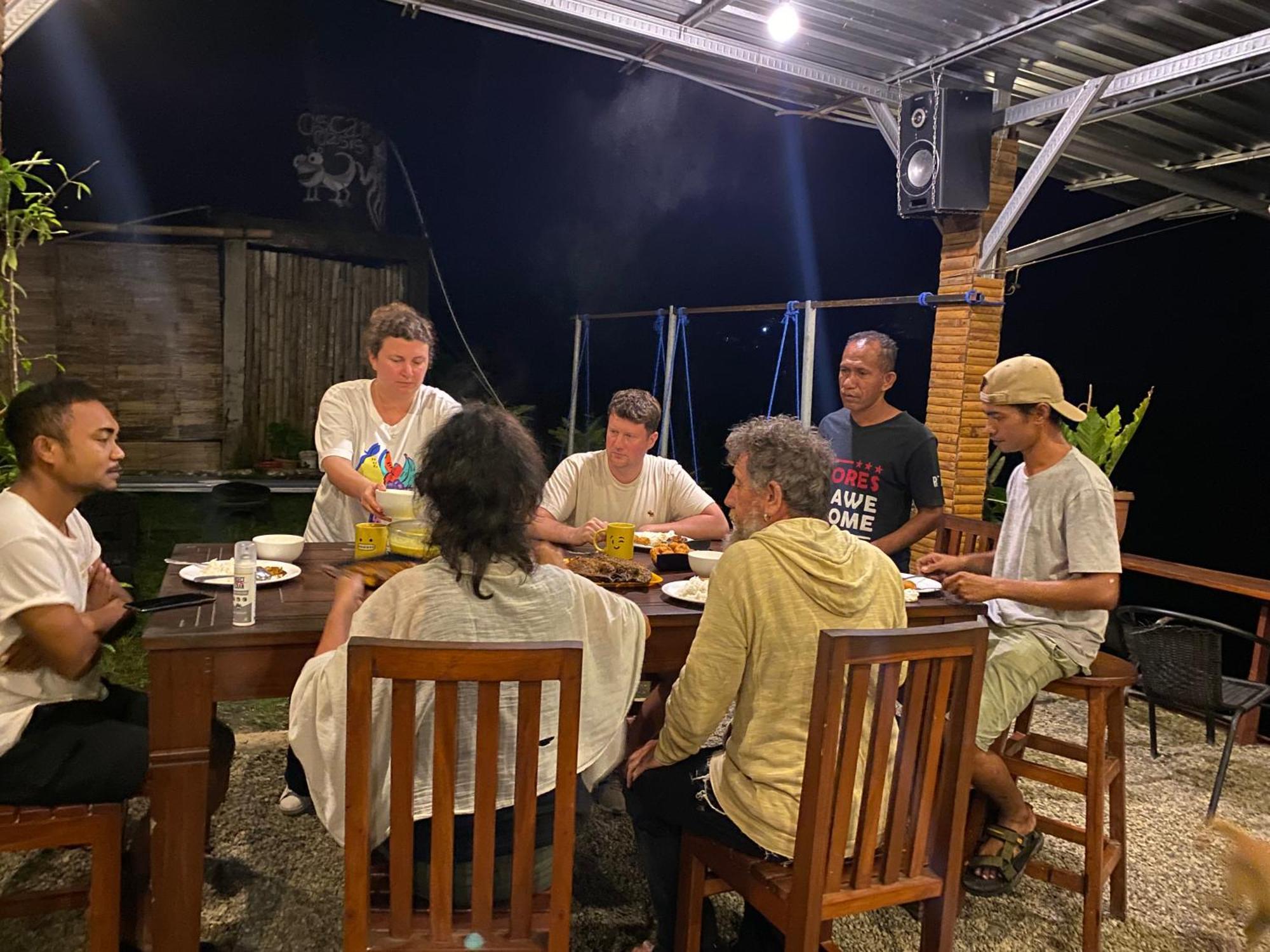 Rago'S Homestay Kelimutu Kültér fotó