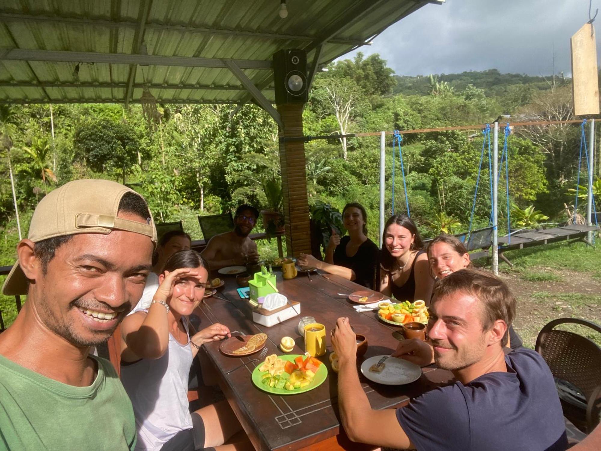Rago'S Homestay Kelimutu Kültér fotó